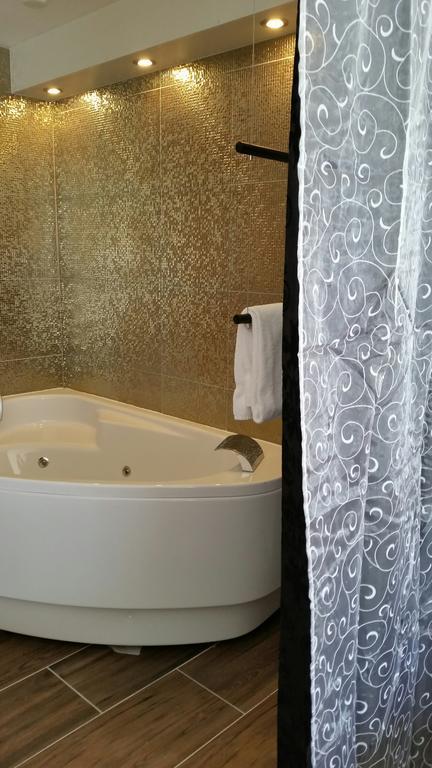 Hotel Crystal Адельбоден Экстерьер фото
